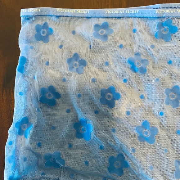 NWT Victoria’s Secret Boy Short/Shorty Panties in Mesh Daisy - Picture 9 of 13